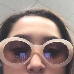 Meet your Posher, Bethany